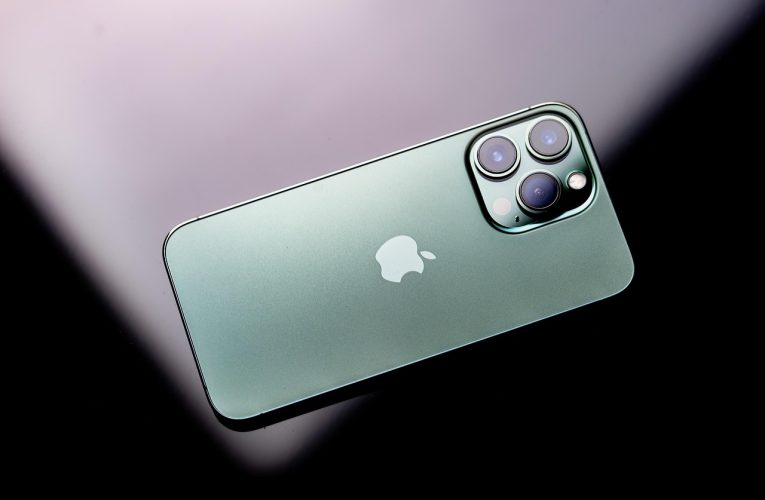 iPhone 13 Pro Max: Potencia, batería y pantalla fluida en un diseño imponente