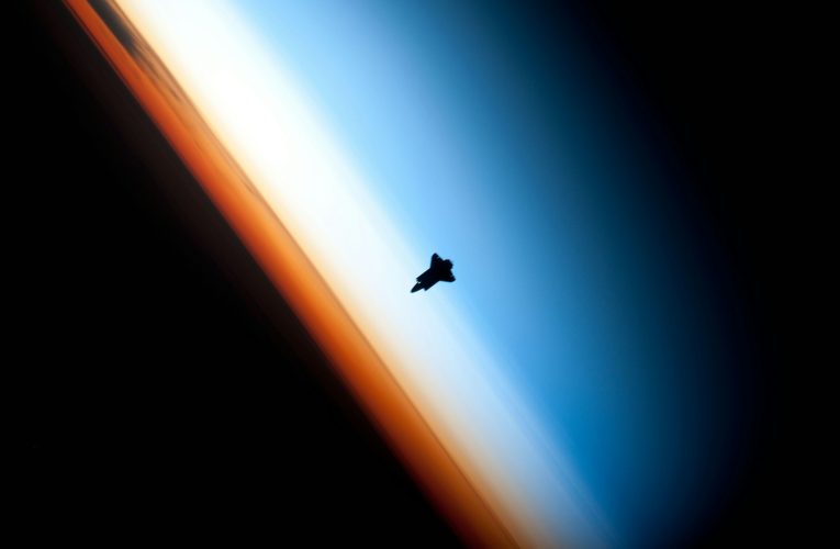 El telescopio James Webb nos cambia la perspectiva: reliquias en Neptuno y gigantes gaseosos con clima terrestre